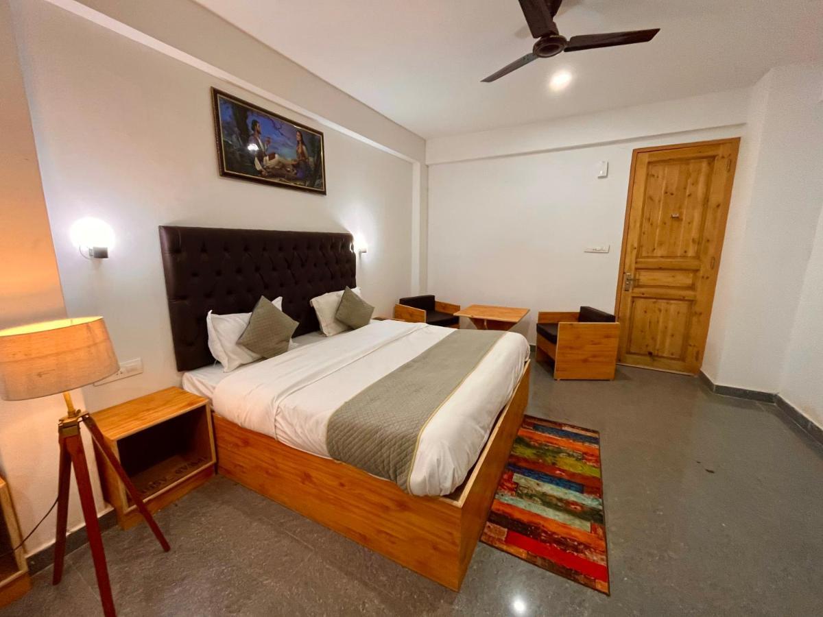 Himalayan Riverpark - A Four Star Luxury Hotel, Manali ภายนอก รูปภาพ